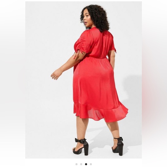 Torrid midi dobby satin surplice wrap dress - Picture 6 of 6
